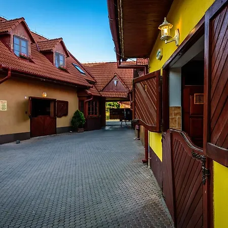 ゲストハウス U Bobiho